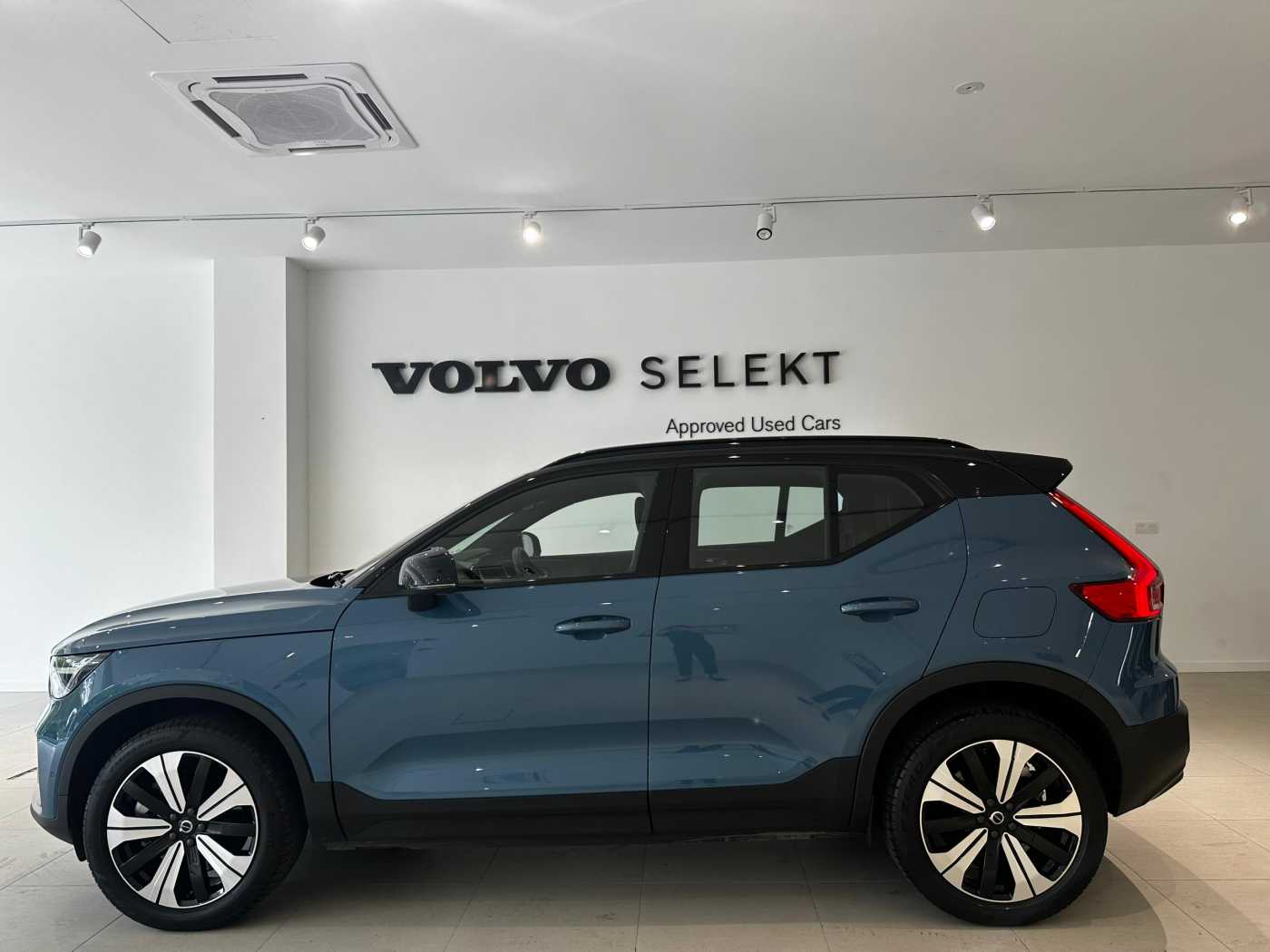 Volvo  XC40 Recharge Ultimate, Pure Electric, Electric