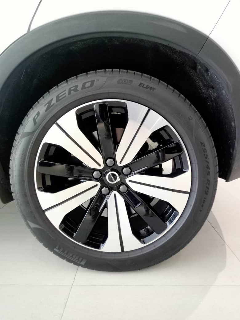 Volvo  Recharge Ultimate, Pure Electric, Electric