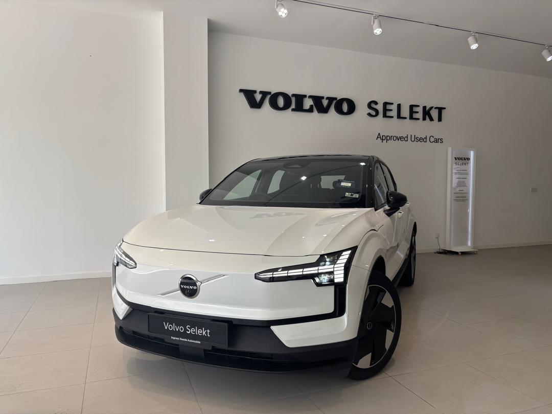Volvo  Ultra, Twin Motor Performance, Electric