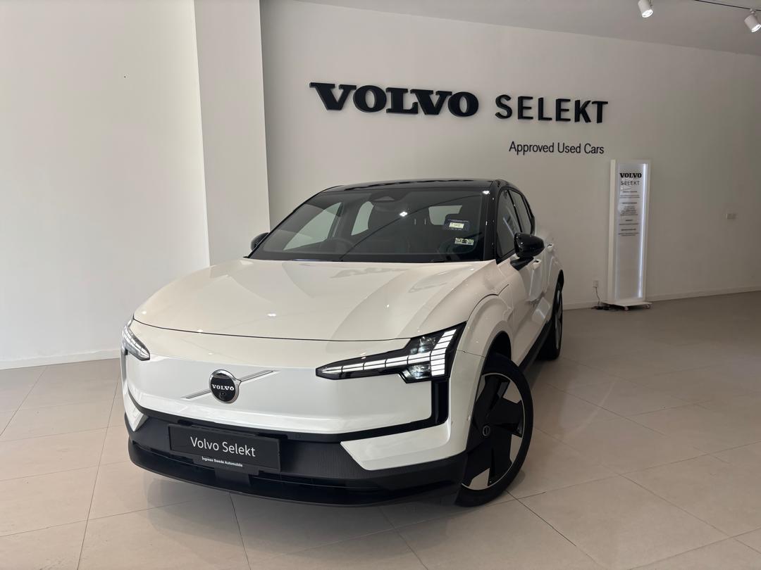 Volvo  Ultra, Twin Motor Performance, Electric