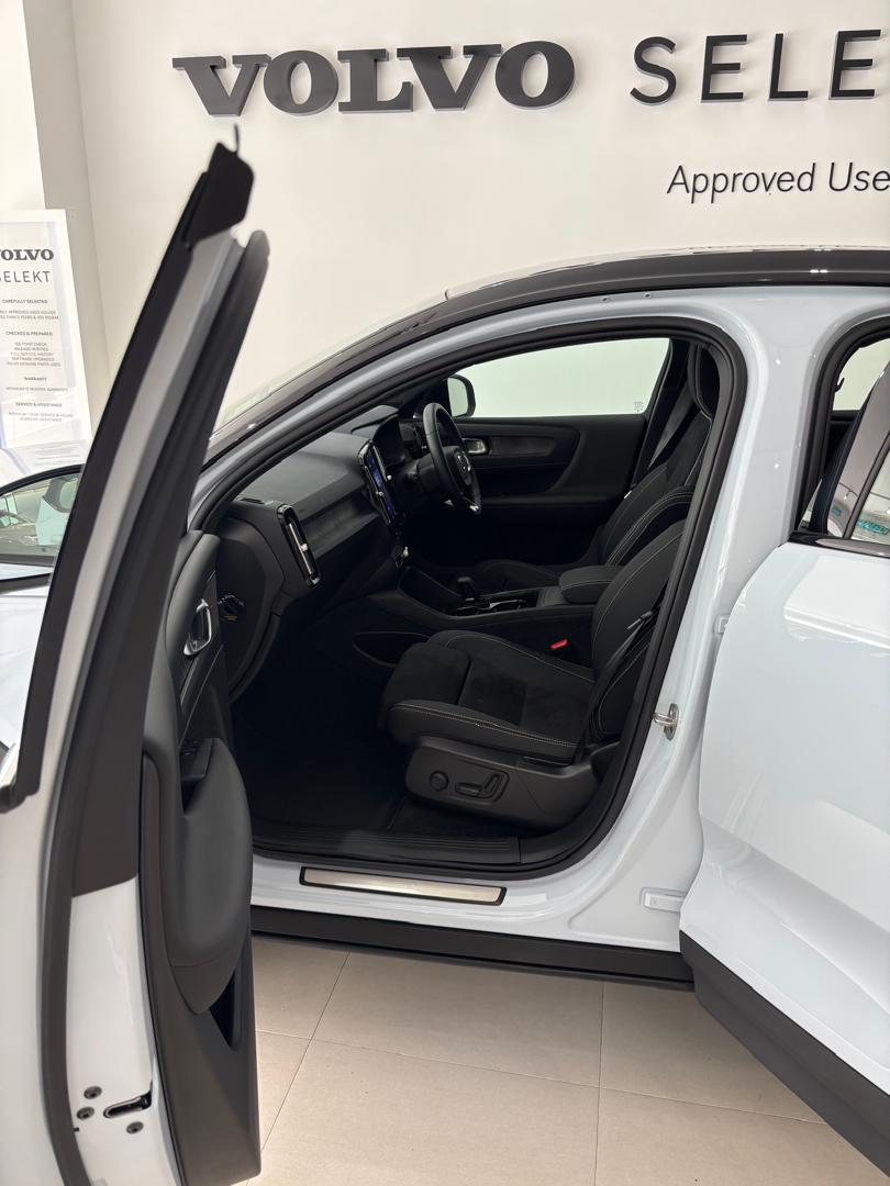 Volvo  EC40 Ultra, Twin Motor, Electric