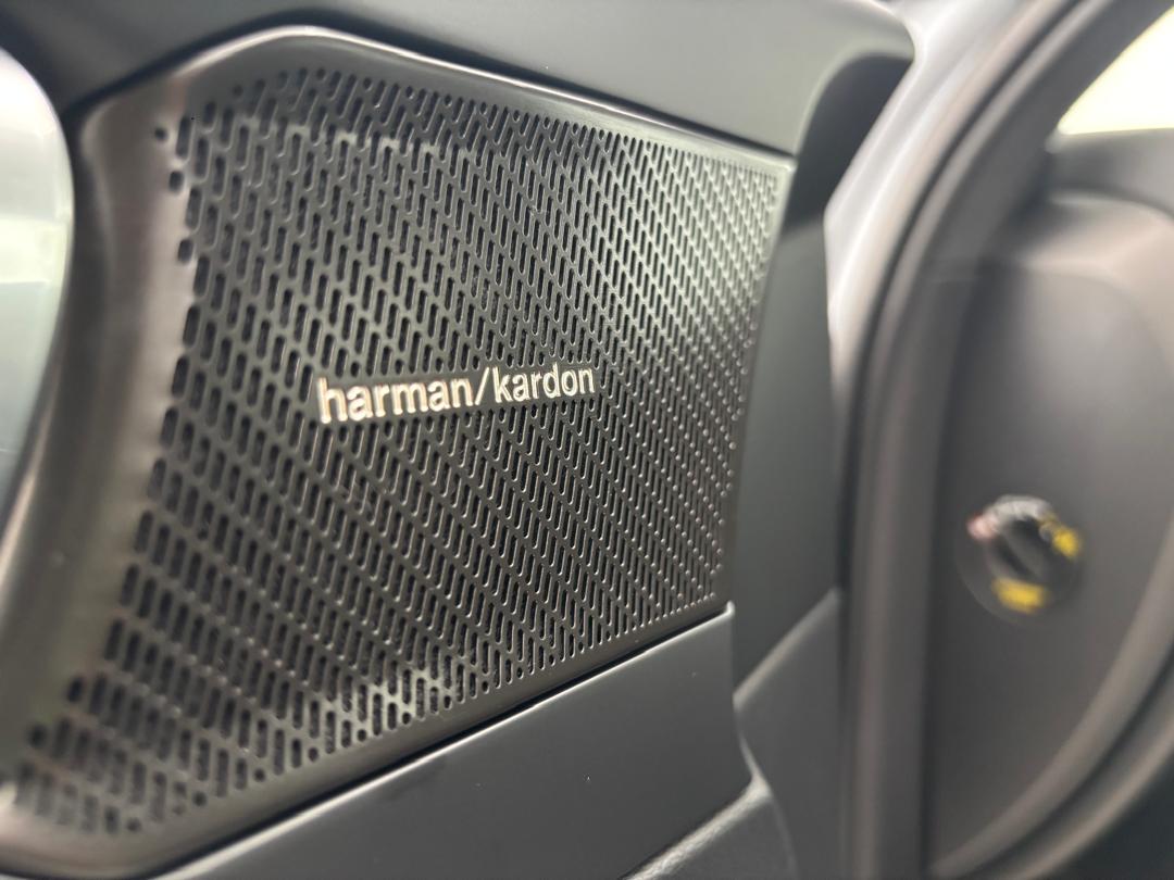 Volvo  EC40 Ultra, Twin Motor, Electric