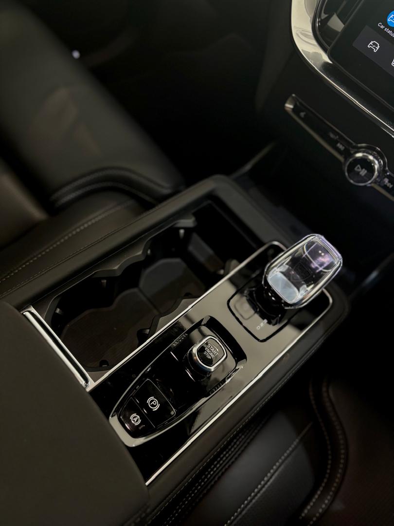 Volvo  Ultra, T8 AWD Plug-in hybrid, Electric/Petrol, Bright, 7 Seats