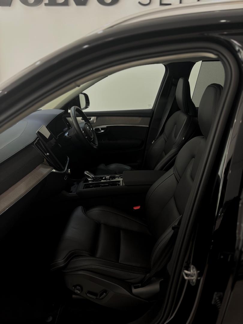 Volvo  Ultra, T8 AWD Plug-in hybrid, Electric/Petrol, Bright, 7 Seats