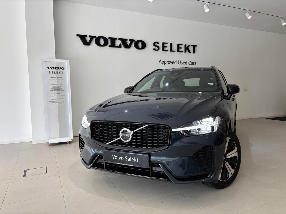 Volvo  Ultra, T8 AWD Plug-in hybrid, Electric/Petrol, Dark