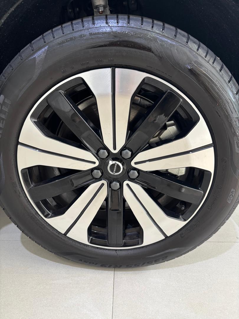 Volvo  Ultra, T8 AWD Plug-in hybrid, Electric/Petrol, Dark