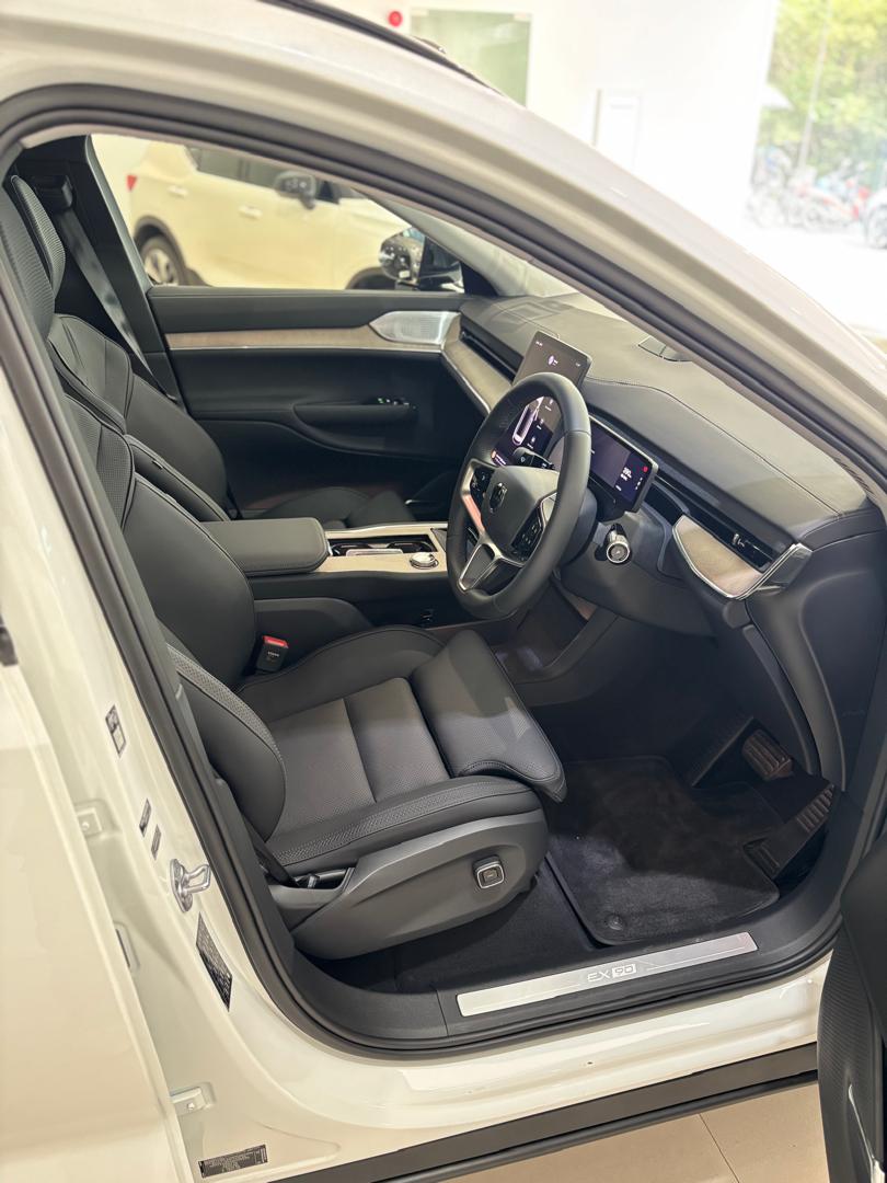 Volvo  EX90 Ultra, Twin Motor Performance, Electric, 7 Seats