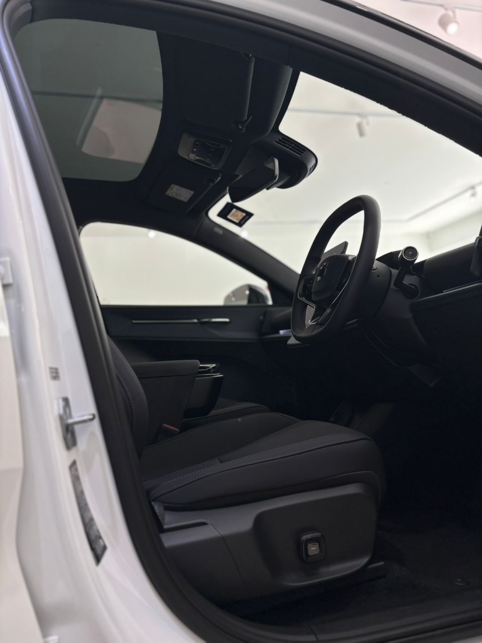 Volvo EX30 Ultra, Twin Motor Performance, Electric