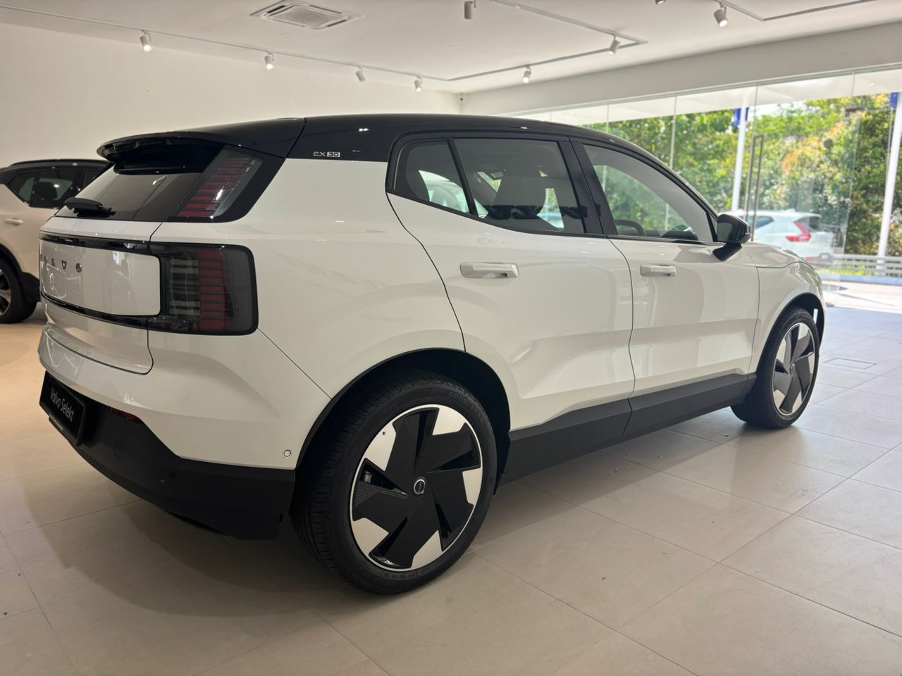 Volvo EX30 Ultra, Twin Motor Performance, Electric