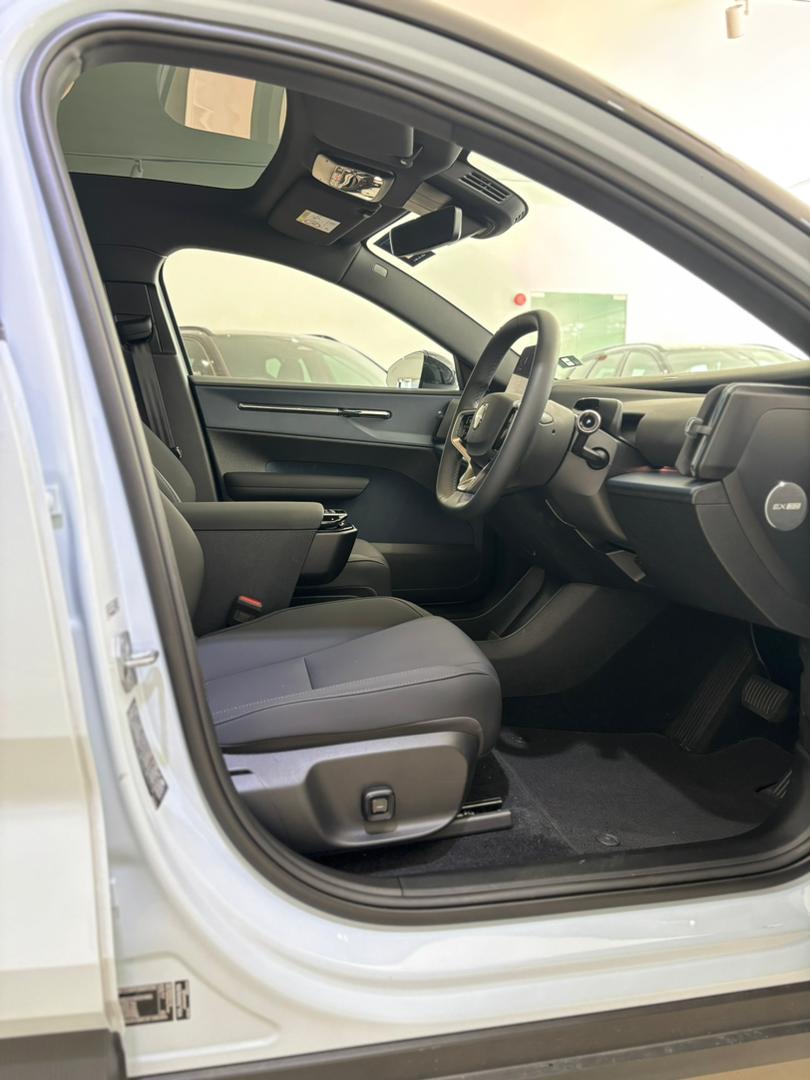 Volvo EX30 Ultra, Twin Motor Performance, Electric