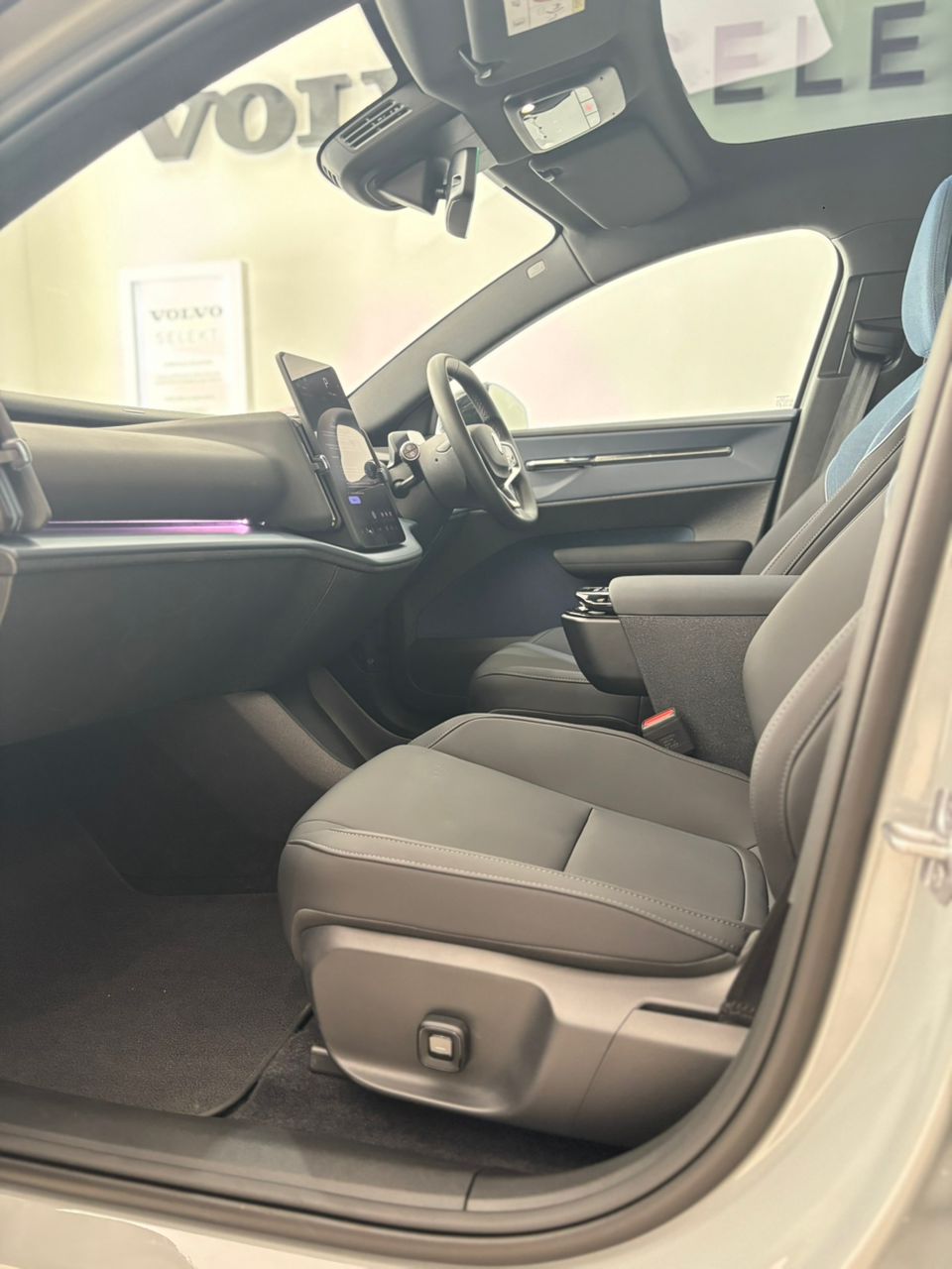 Volvo EX30 Ultra, Twin Motor Performance, Electric