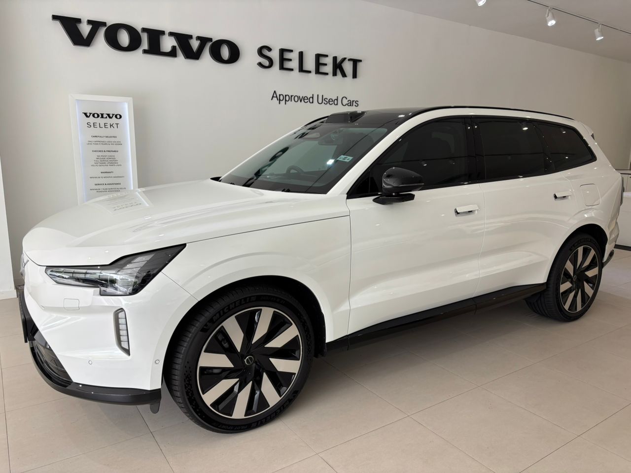 Volvo EX90 Ultra, Twin Motor Performance, Electric, 7 Seats