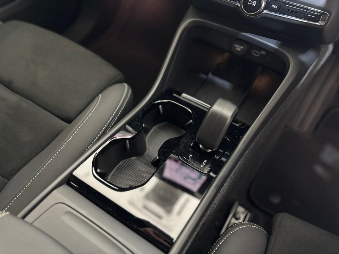 Volvo  XC40 Recharge Ultimate, Pure Electric, Electric