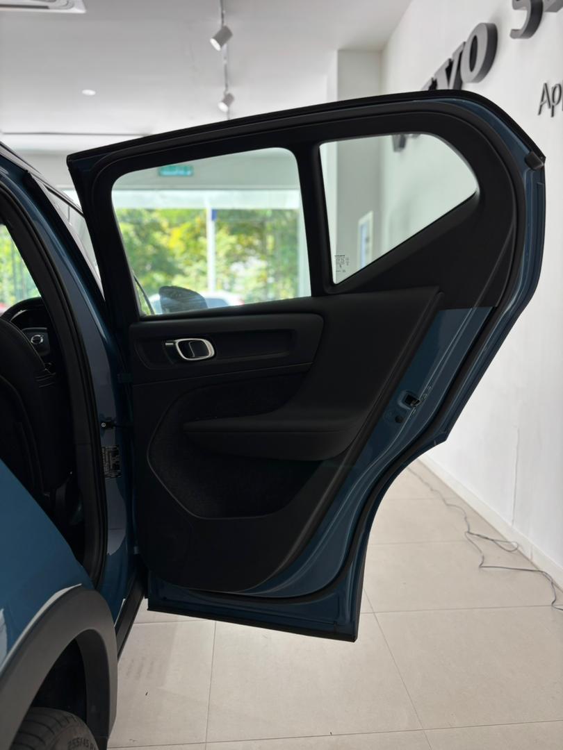 Volvo  XC40 Recharge Ultimate, Pure Electric, Electric