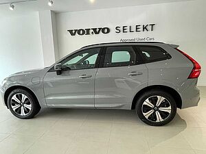 Volvo  XC60 Recharge Ultimate, T8 AWD plug-in hybrid, Electric/Petrol, Dark