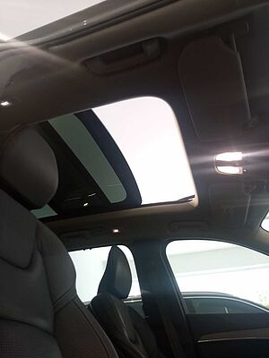 Volvo  Ultimate, B5 AWD Mild hybrid, Petrol, Bright, 7 Seats
