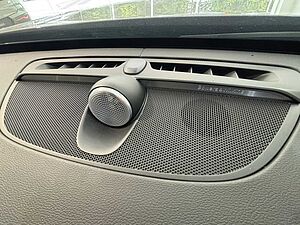 Volvo  Ultimate, B5 AWD Mild hybrid, Petrol, Bright, 7 Seats