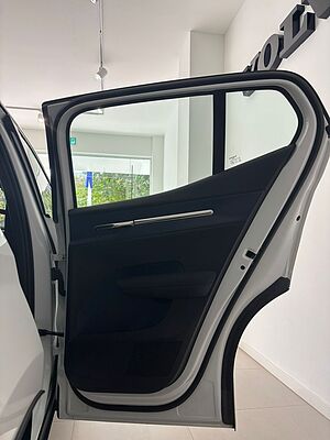 Volvo  Ultra, Twin Motor Performance, Electric