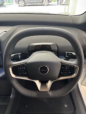 Volvo  Ultra, Twin Motor Performance, Electric