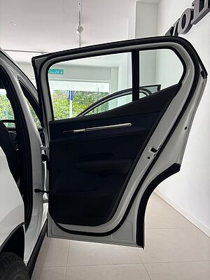 Volvo  Ultra, Twin Motor Performance, Electric