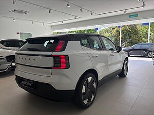 Volvo  Ultra, Twin Motor Performance, Electric