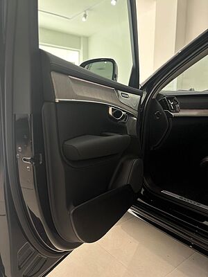 Volvo  Ultra, T8 AWD Plug-in hybrid, Electric/Petrol, Bright, 7 Seats