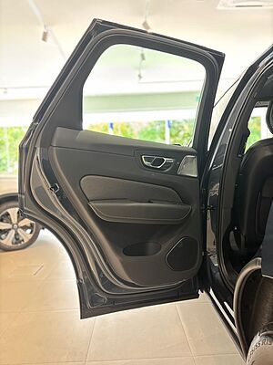 Volvo  Ultra, T8 AWD Plug-in hybrid, Electric/Petrol, Dark