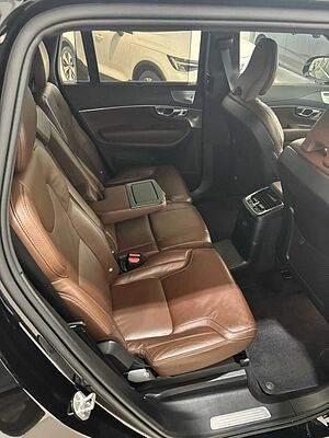 Volvo XC90 Recharge Ultimate, T8 AWD Plug-in hybrid, Electric/Petrol, Bright, 7 Seats