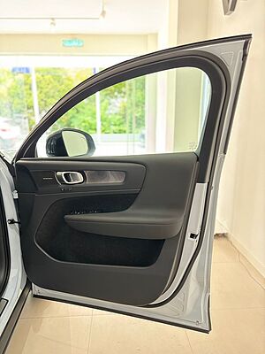 Volvo EC40 Ultra, Twin Motor, Electric