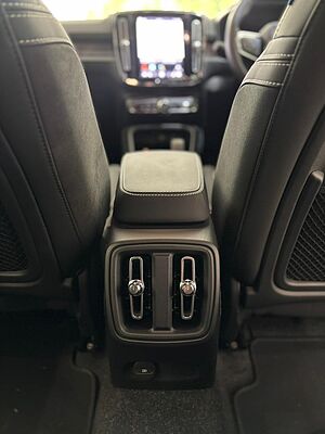 Volvo  XC40 Recharge Ultimate, Pure Electric, Electric