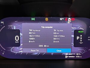 Volvo XC60 Ultra, T8 AWD Plug-in hybrid, Electric/Petrol, Dark