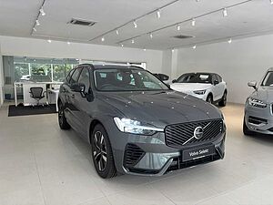 Volvo XC60 Ultra, T8 AWD Plug-in hybrid, Electric/Petrol, Dark