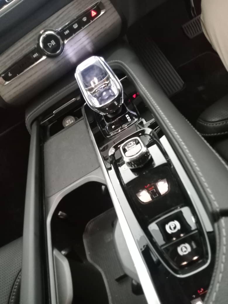 Volvo  XC90 Ultimate, B5 AWD Mild hybrid, Petrol, Bright, 7 Seats