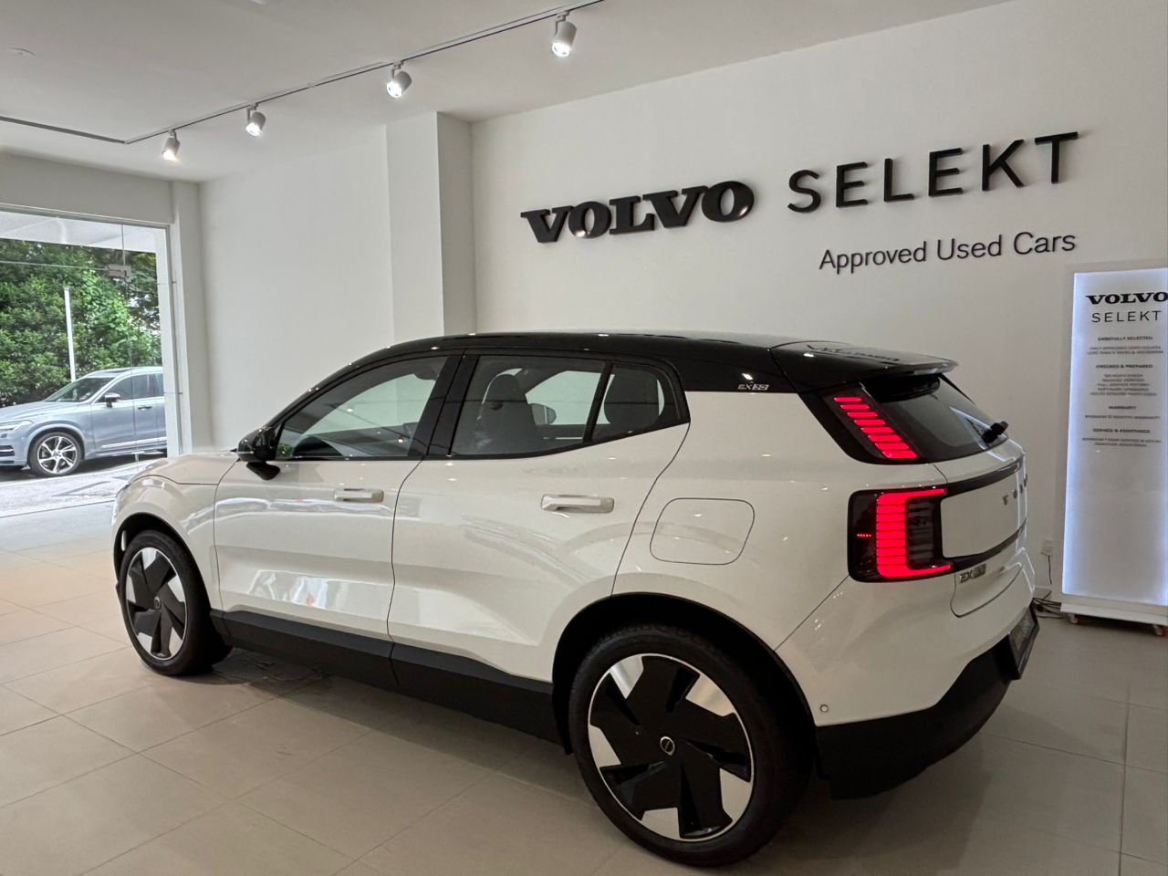 Volvo  EX30 Ultra, Twin Motor Performance, Electric