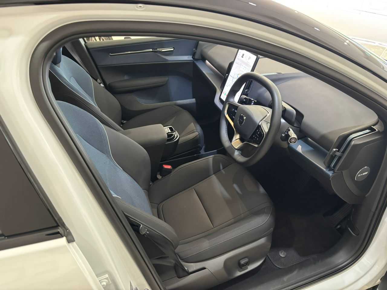 Volvo  EX30 Ultra, Twin Motor Performance, Electric