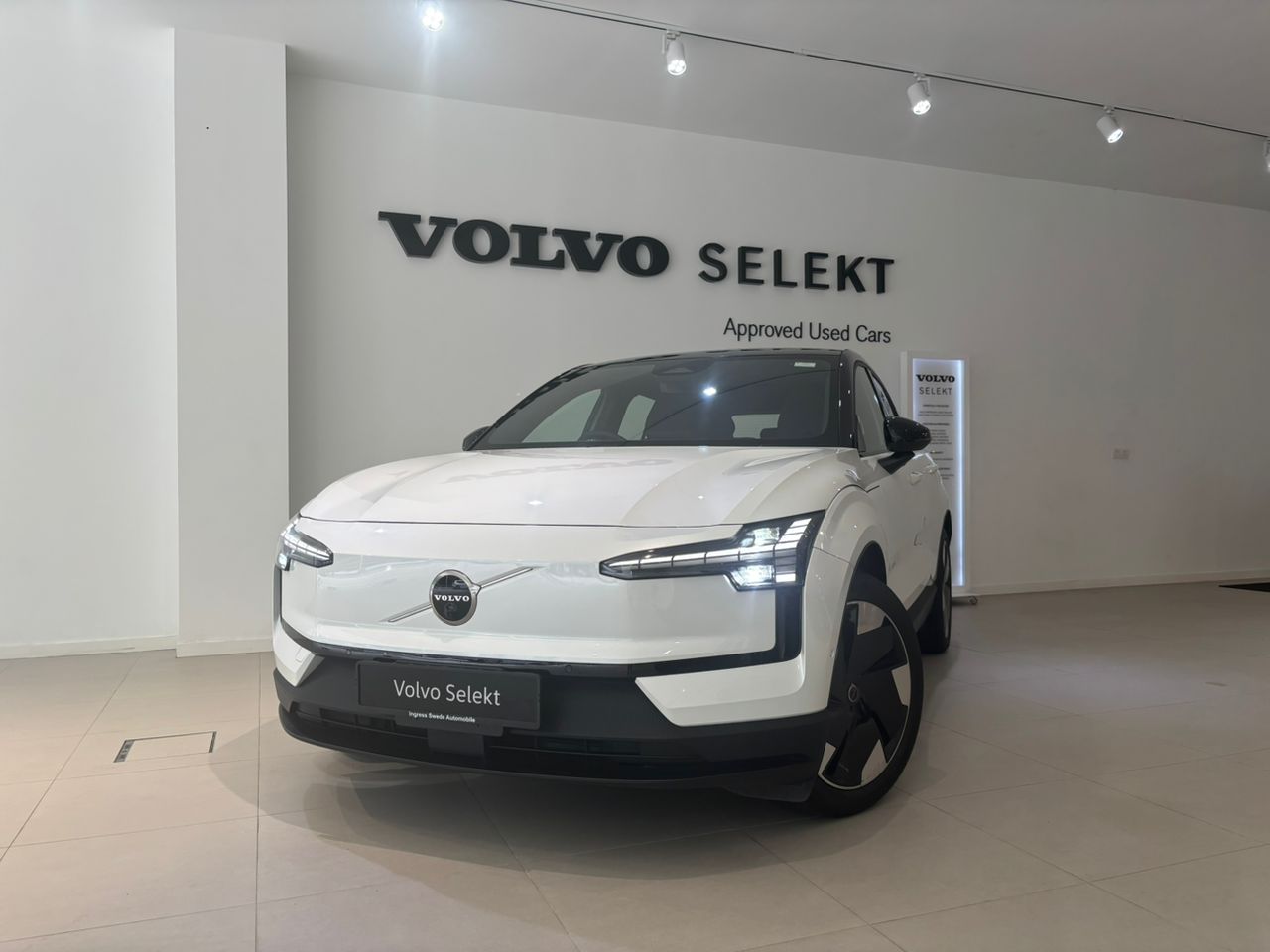 Volvo  EX30 Ultra, Twin Motor Performance, Electric
