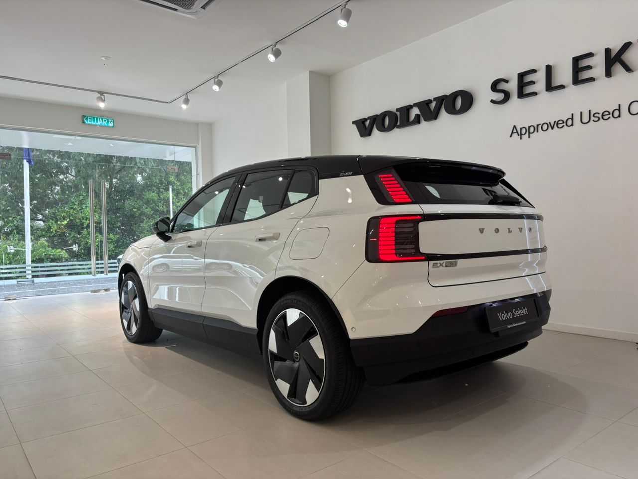 Volvo  EX30 Ultra, Twin Motor Performance, Electric