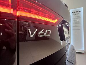 Volvo  V60 Recharge Plus, T8 AWD Plug-in hybrid, Electric/Petrol, Bright