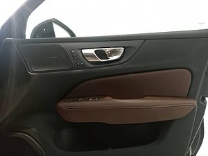 Volvo  V60 Recharge Plus, T8 AWD Plug-in hybrid, Electric/Petrol, Bright
