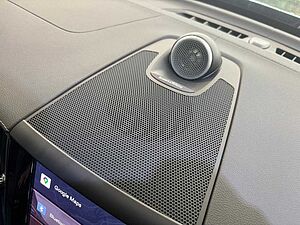 Volvo  XC60 Ultra, T8 AWD Plug-in hybrid, Electric/Petrol, Dark