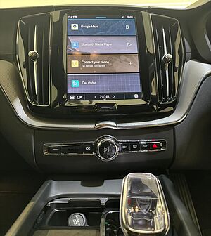 Volvo  XC60 Ultra, T8 AWD Plug-in hybrid, Electric/Petrol, Dark