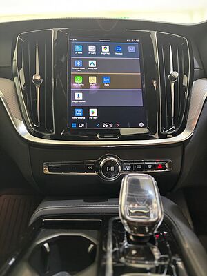 Volvo V60 Recharge Ultimate, T8 , Electric/Petrol, Bright