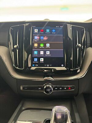 Volvo XC60 Ultra, T8 AWD Plug-in hybrid, Electric/Petrol, Dark